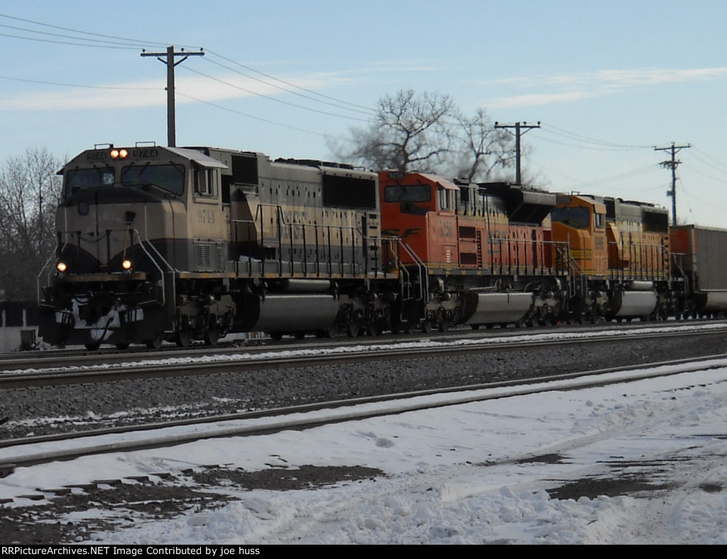 BNSF 9744 West